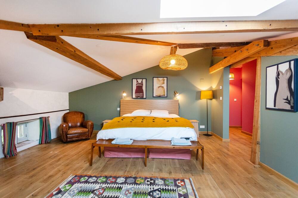 Photo of Bedroom in Revel