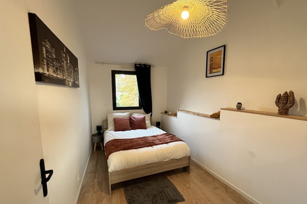 Photo of Bedroom in Saint-Aignan-Grandlieu