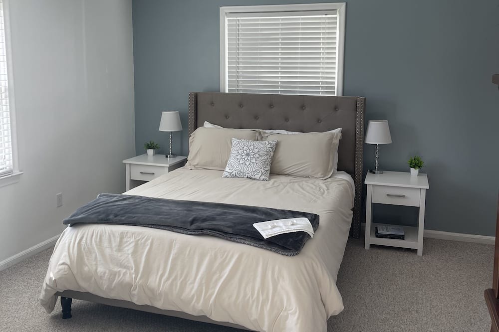 Photo of Bedroom in Ann Arbor