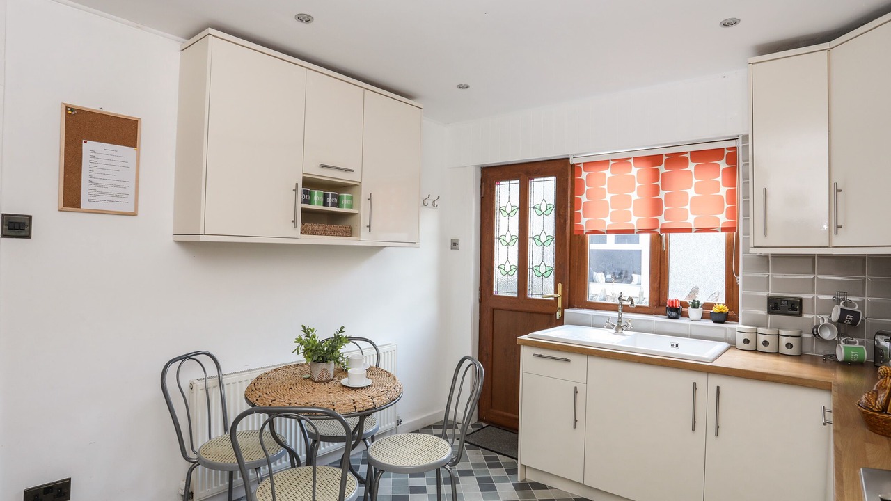 Photo of Others in Borth-y-Gest