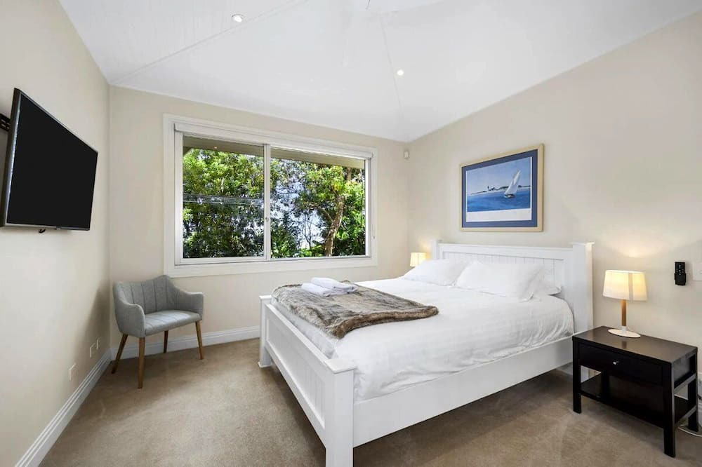 Photo of Bedroom in Hardys Bay