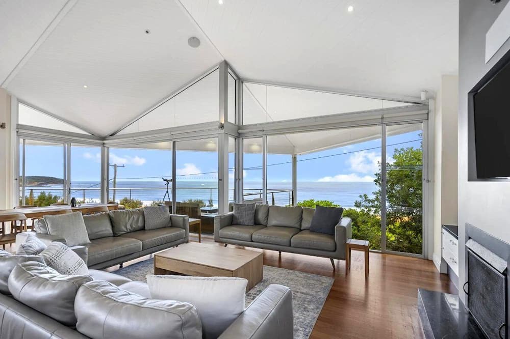 Photo of Livingroom in Hardys Bay