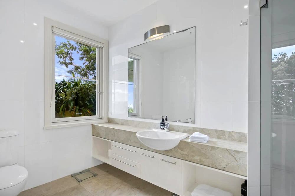 Photo of Bathroom in Hardys Bay