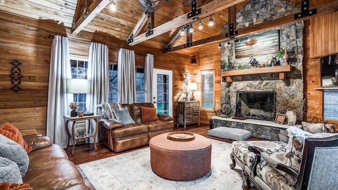 Photo of Livingroom in Leander