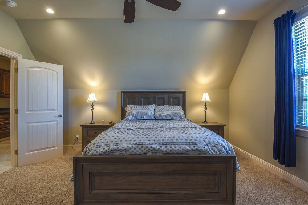Photo of Bedroom in Owasso