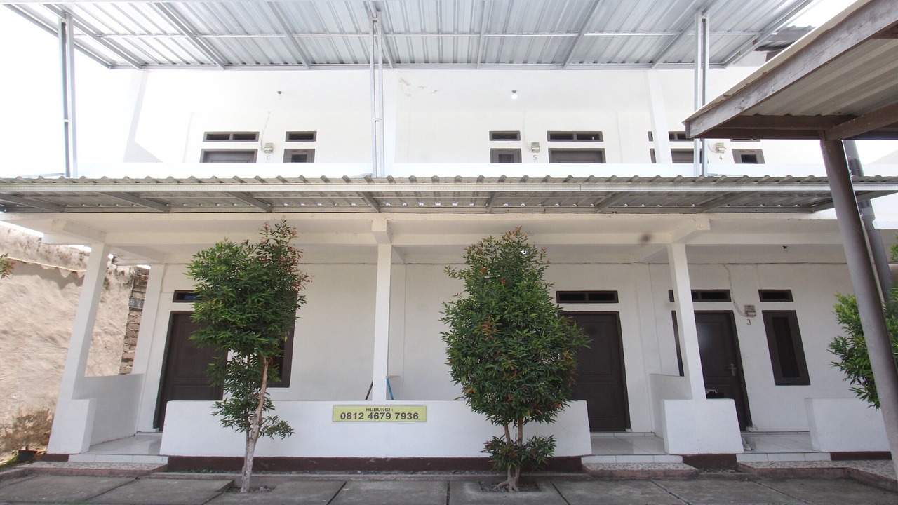 Photo of Buildings in Tanjung