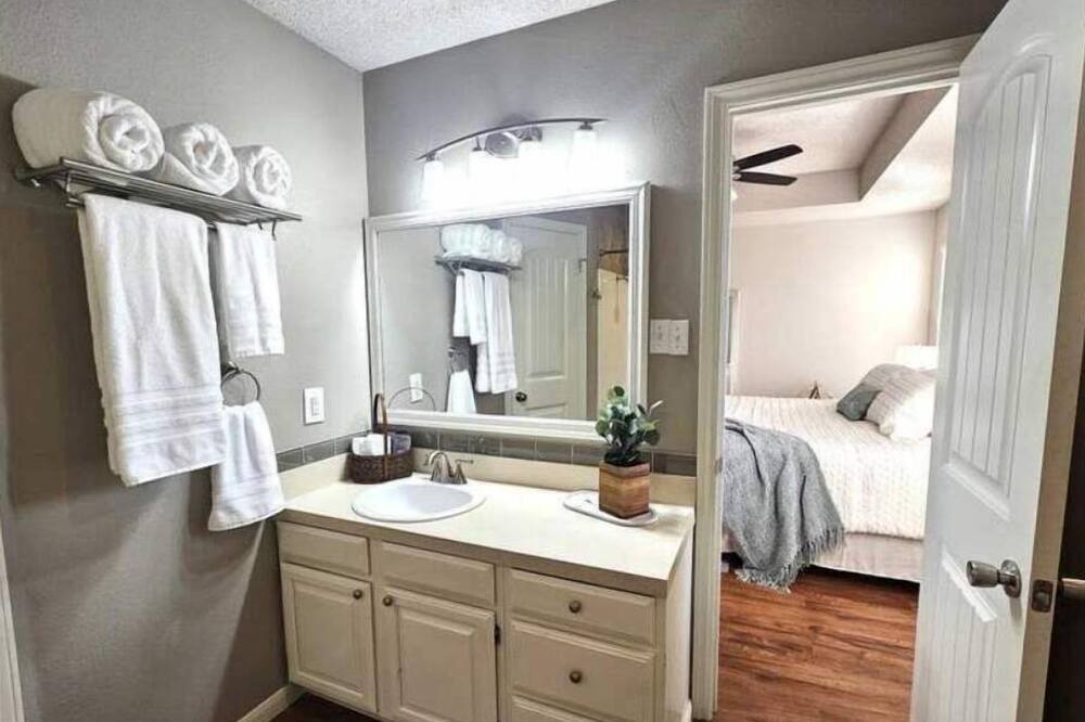 Photo of Bathroom in Wake Village