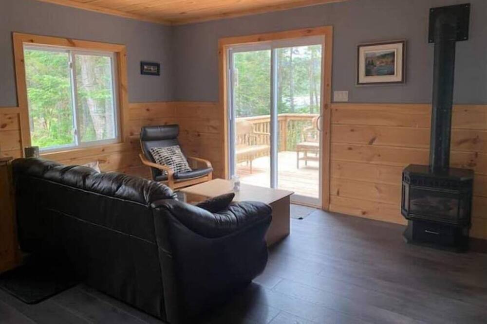 Photo of Livingroom in Thorne