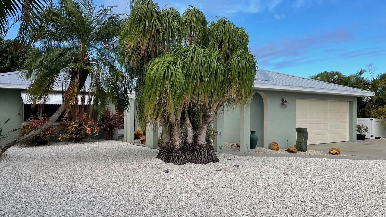 Photo of Outdoor in Pine Island Center