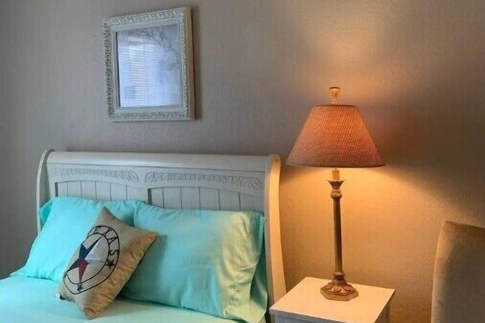 Photo of Bedroom in Barrett