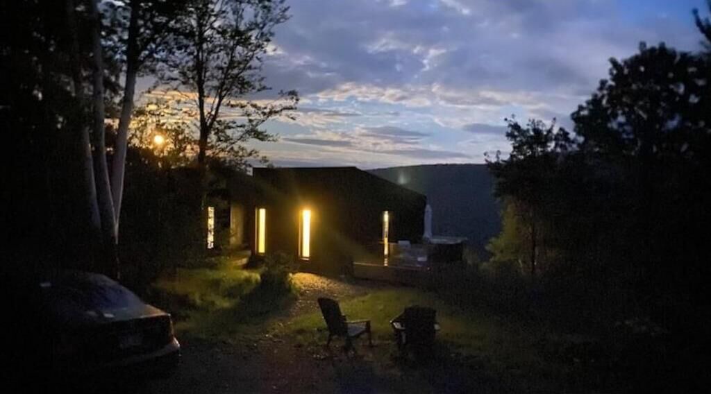 Photo of Outdoor in Bolton-Ouest