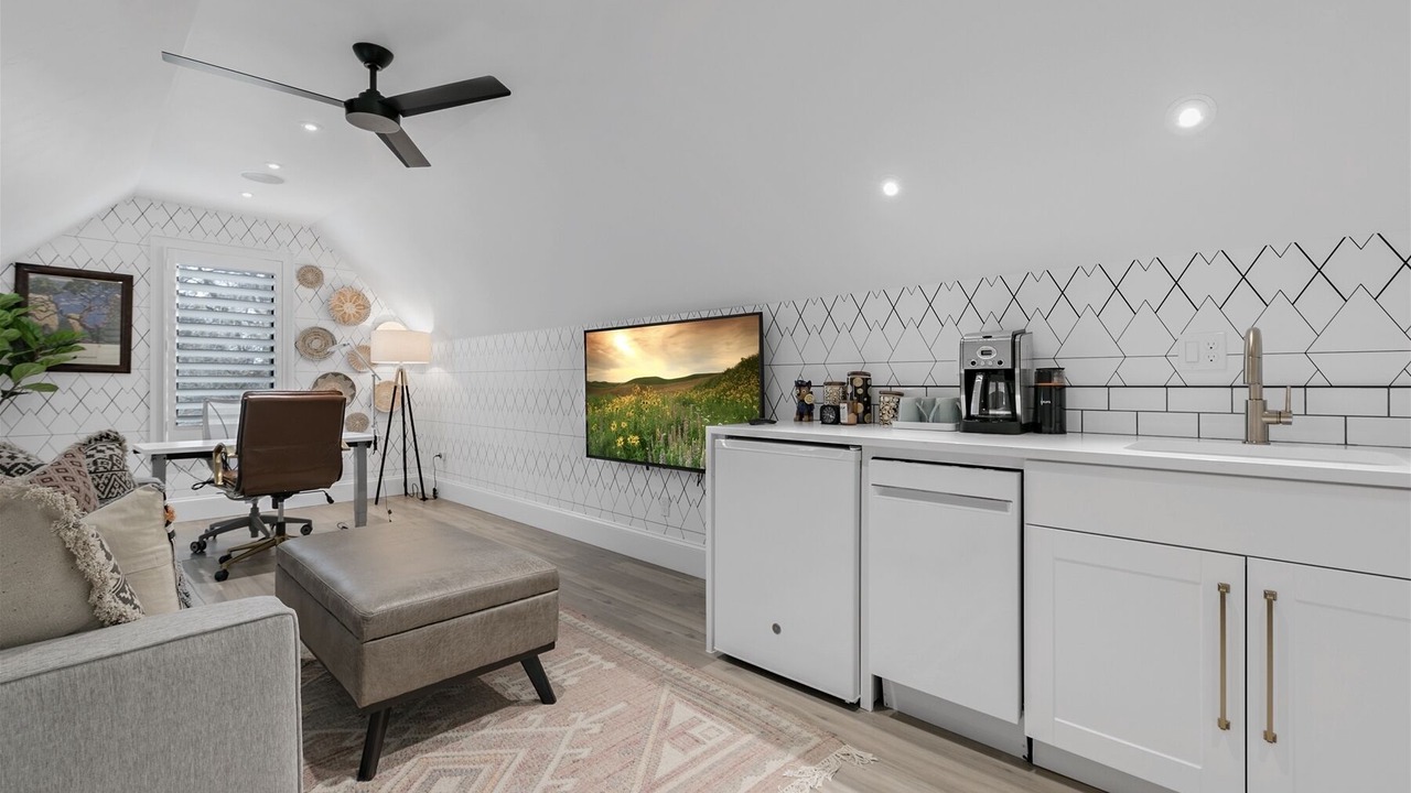 Photo of Others in North End