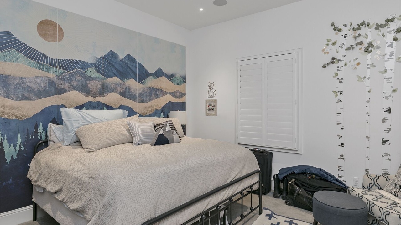 Photo of Others in North End