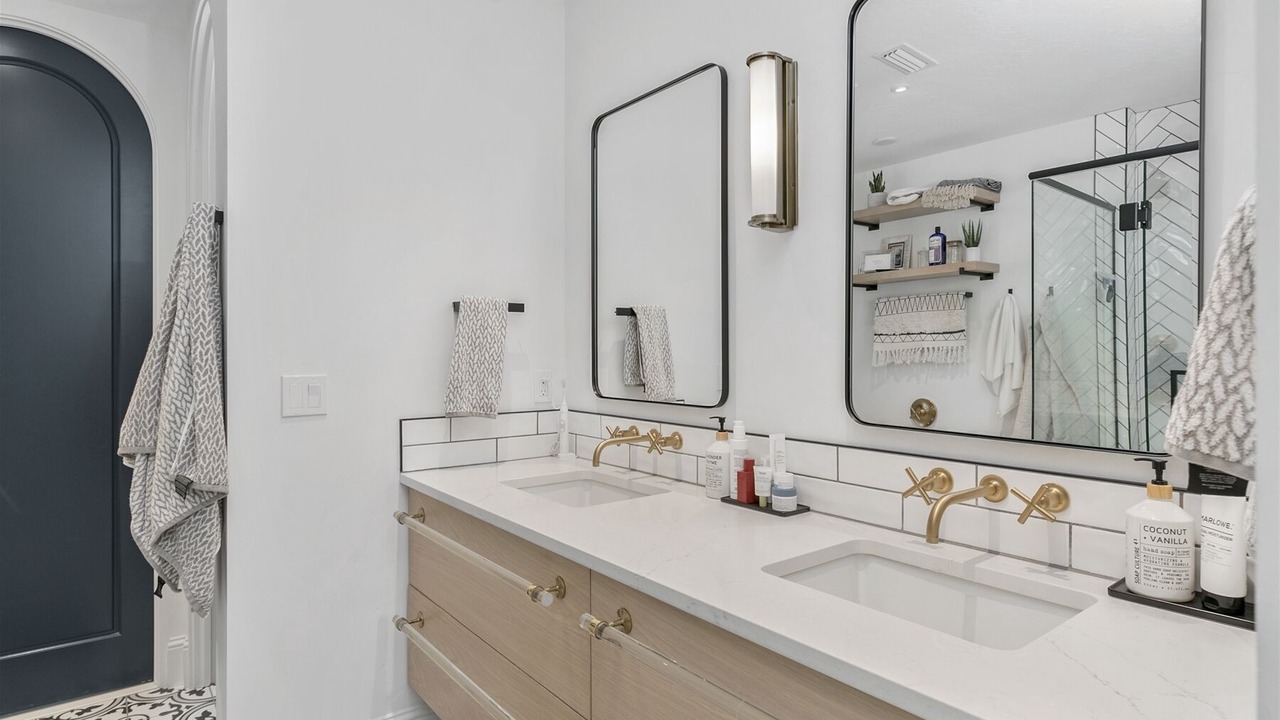 Photo of Others in North End