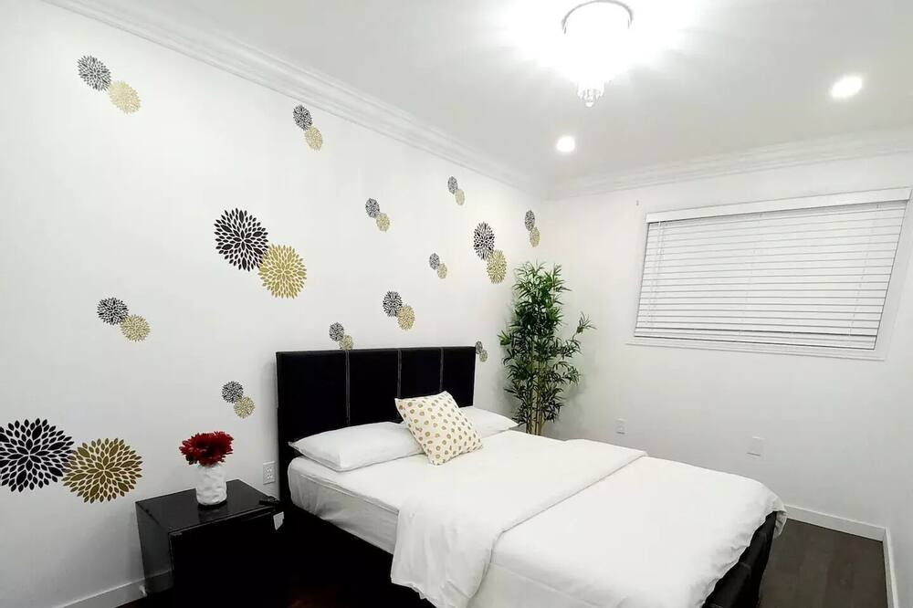 Photo of Bedroom in Orillia