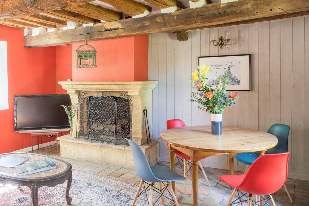 Photo of Others in Paucourt