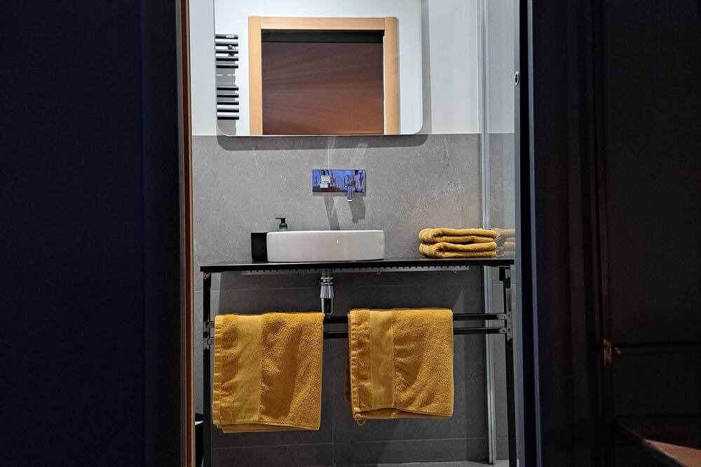Photo of Bathroom in Vieille-Toulouse