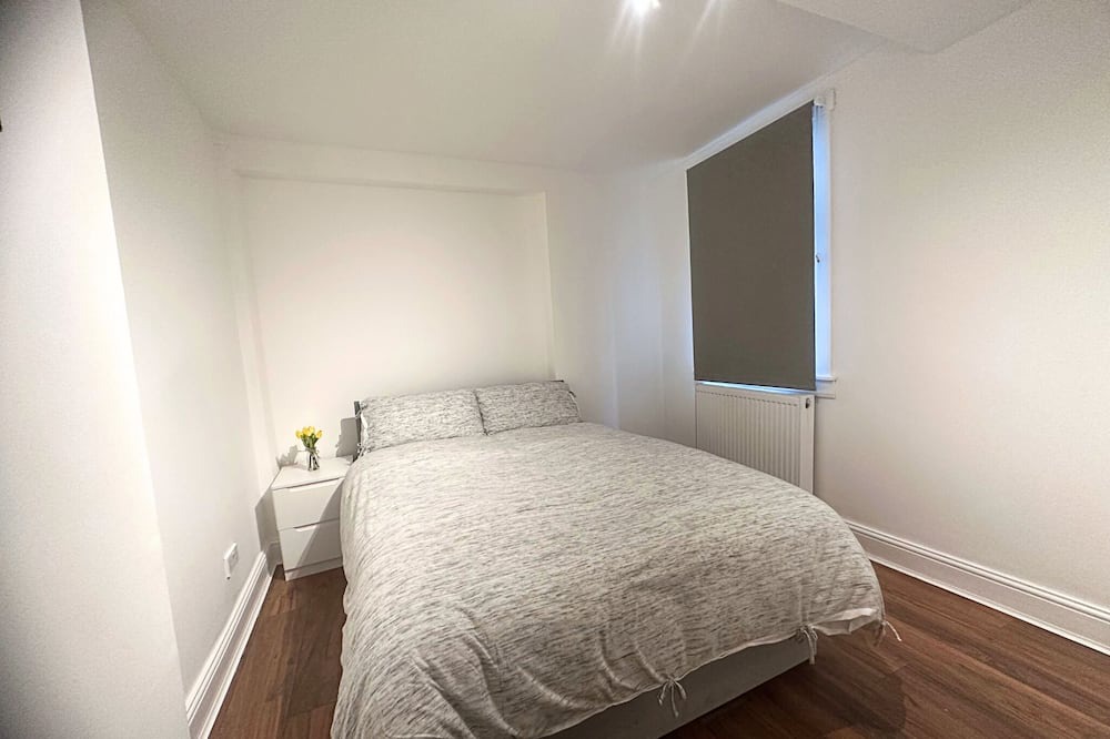 Photo of Bedroom in Gipsy Hill