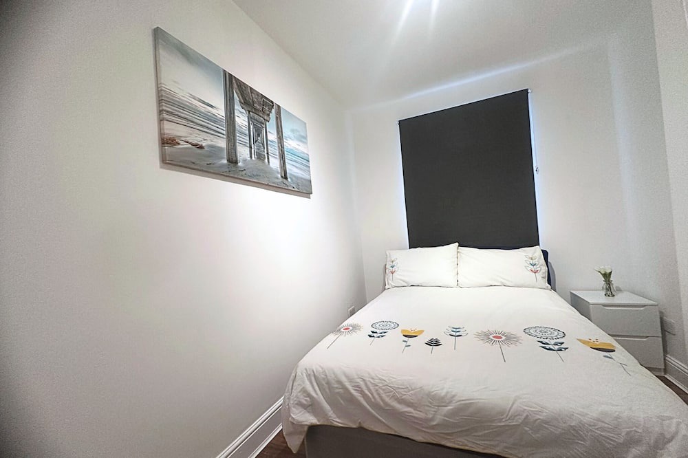 Photo of Bedroom in Gipsy Hill