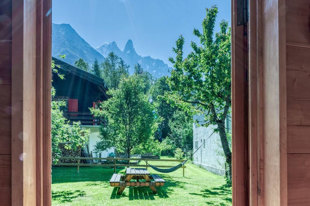 Photo of Others in Les Tines