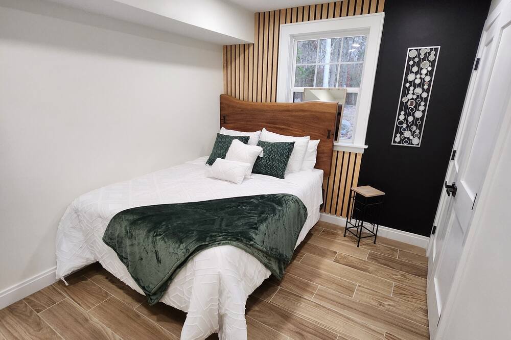 Photo of Bedroom in Ruby