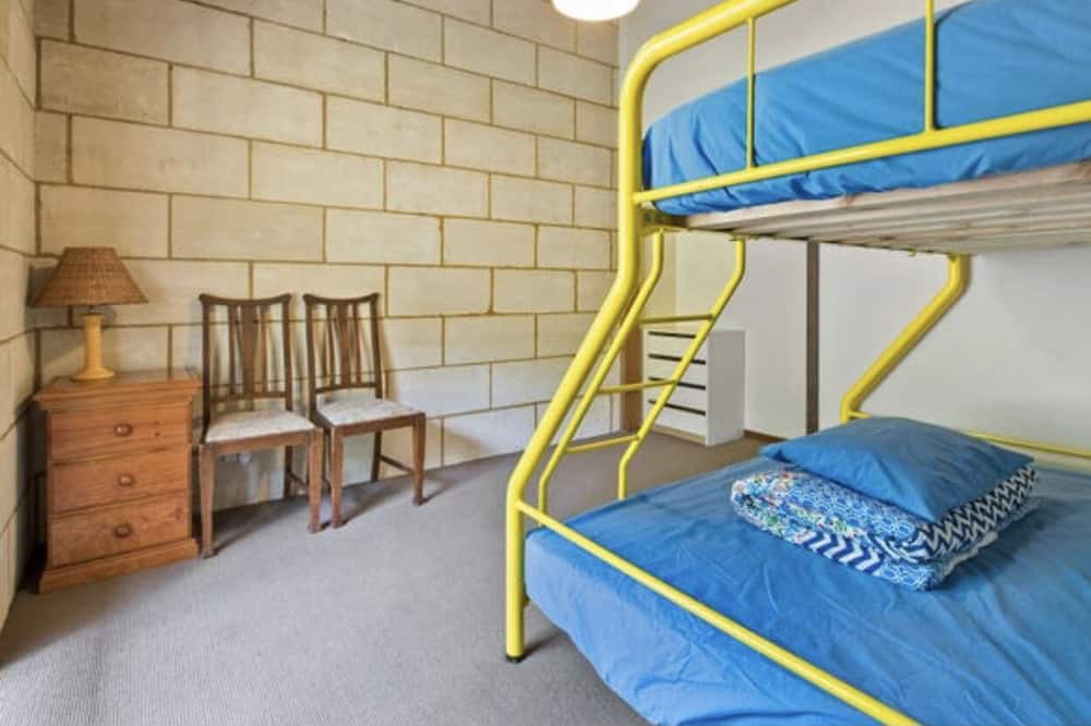 Photo of Bedroom in Hordern Vale