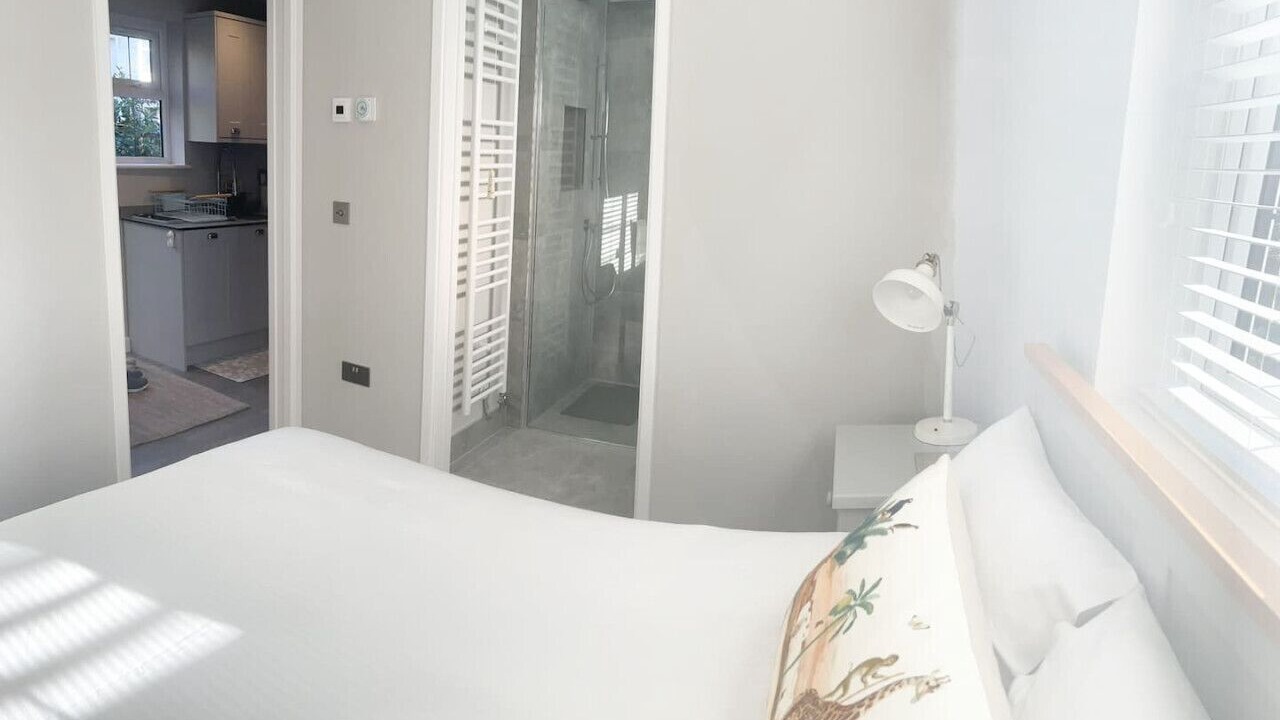 Photo of Others in Horley