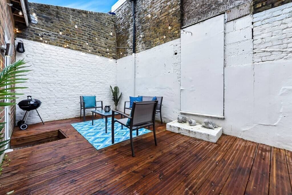 Photo of Patio Balcony in Seven Sisters