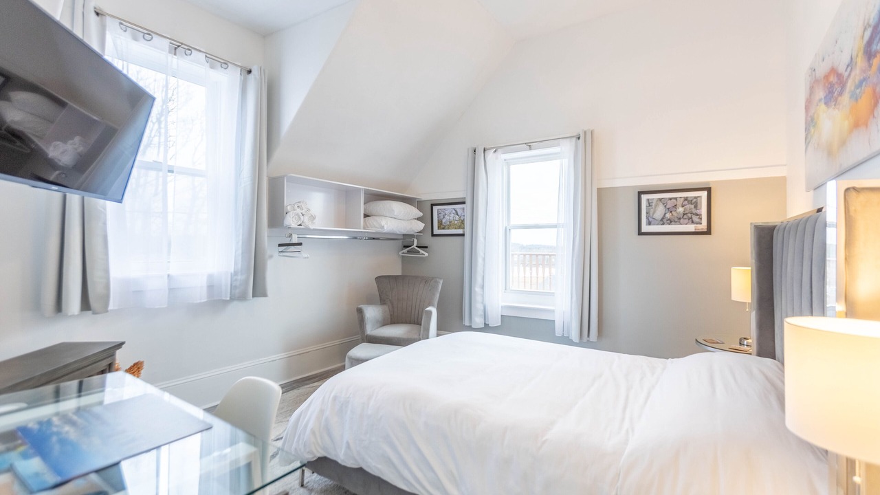 Photo of Bedroom in Parrsboro