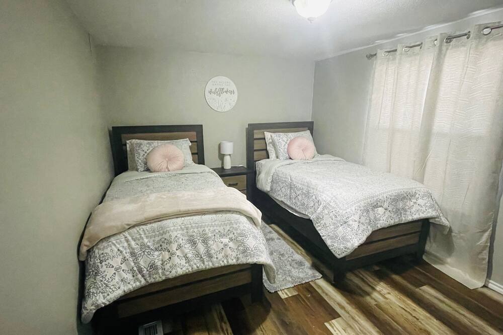 Photo of Bedroom in Mead