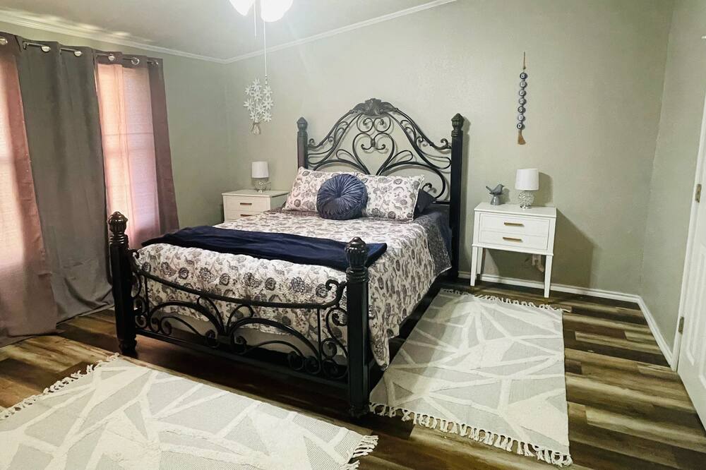 Photo of Bedroom in Mead