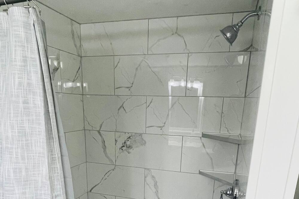 Photo of Bathroom in Mead
