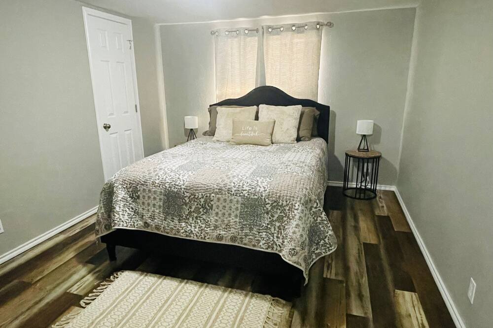 Photo of Bedroom in Mead