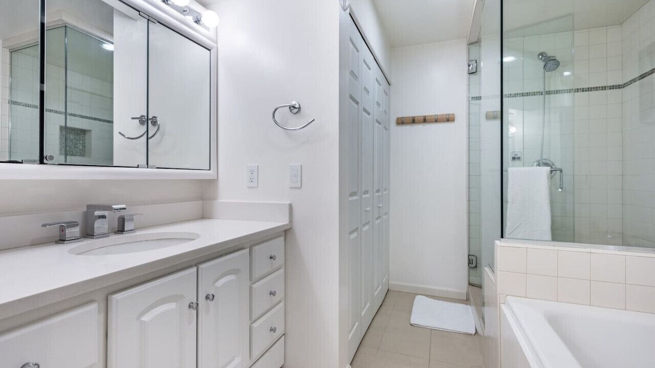 Photo of Others in Phinney Ridge