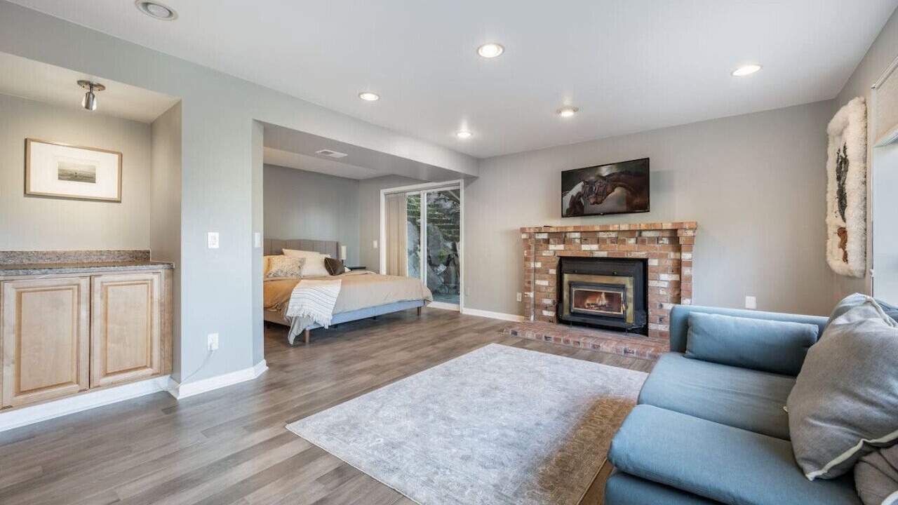 Photo of Others in Phinney Ridge