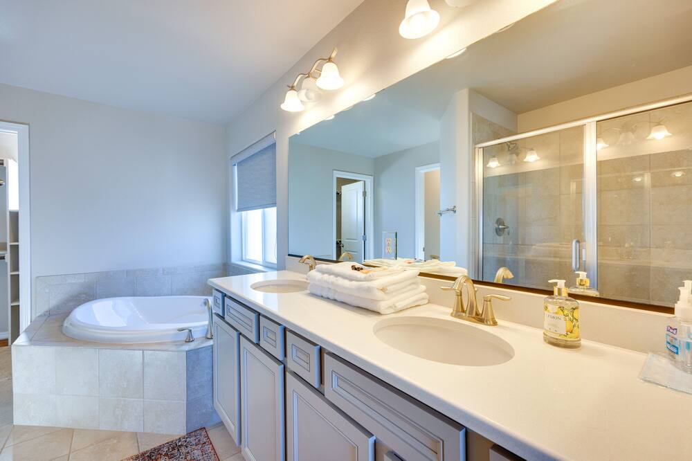 Photo of Bathroom in Elbert