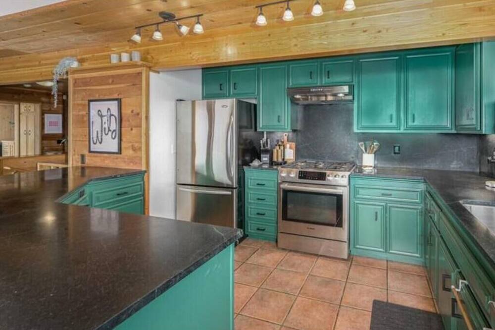 Photo of Kitchen in Idyllwild