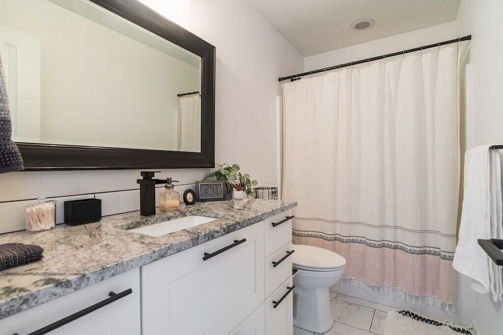 Photo of Bathroom in West Lake Stevens