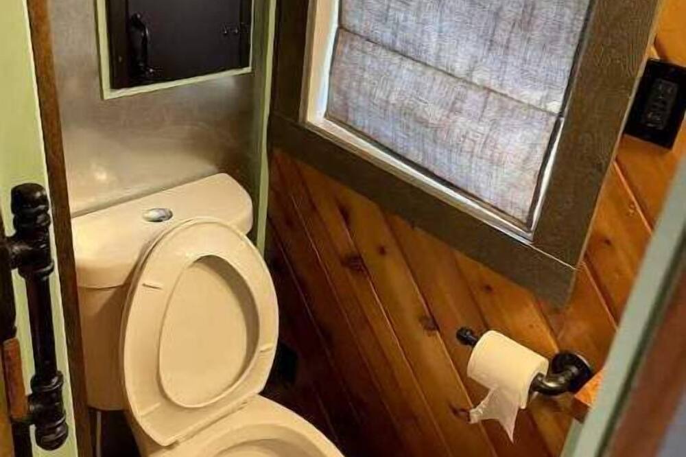 Photo of Bathroom in Lindon