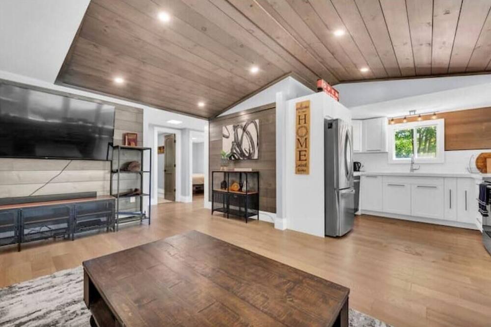 Photo of Kitchen in Centre Hastings