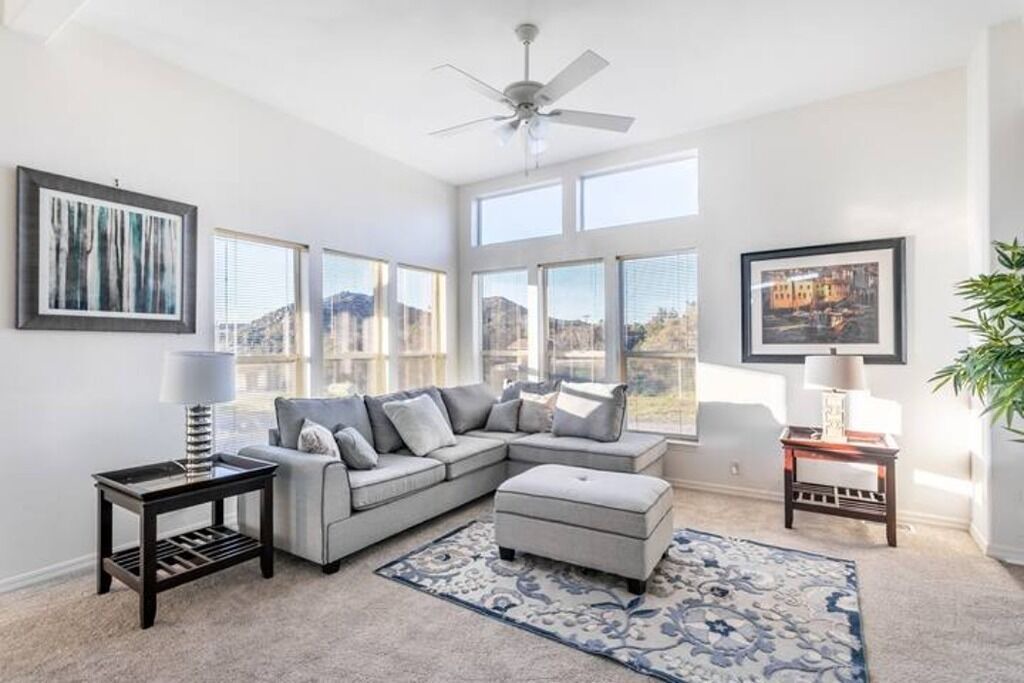 Photo of Livingroom in Valley Center
