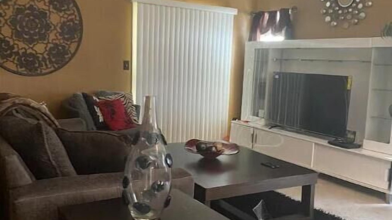 Photo of Livingroom in Acton