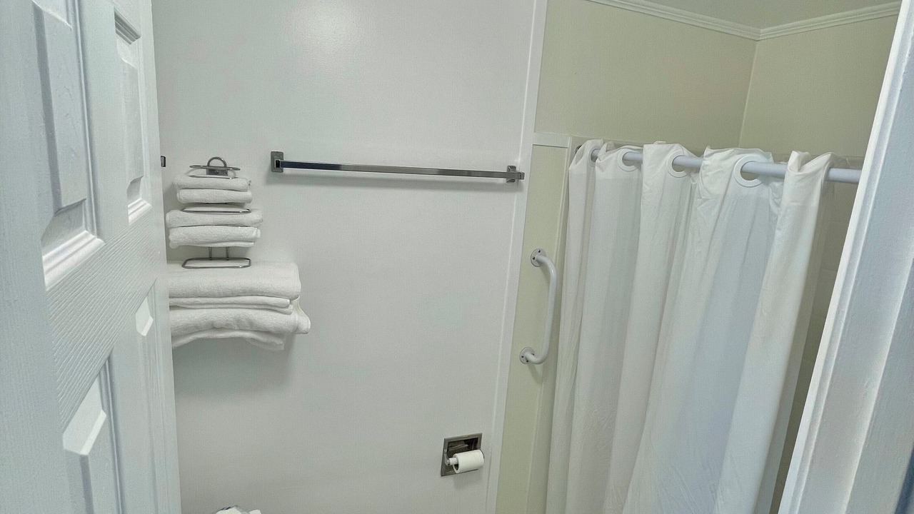 Photo of Bathroom in Long Beach