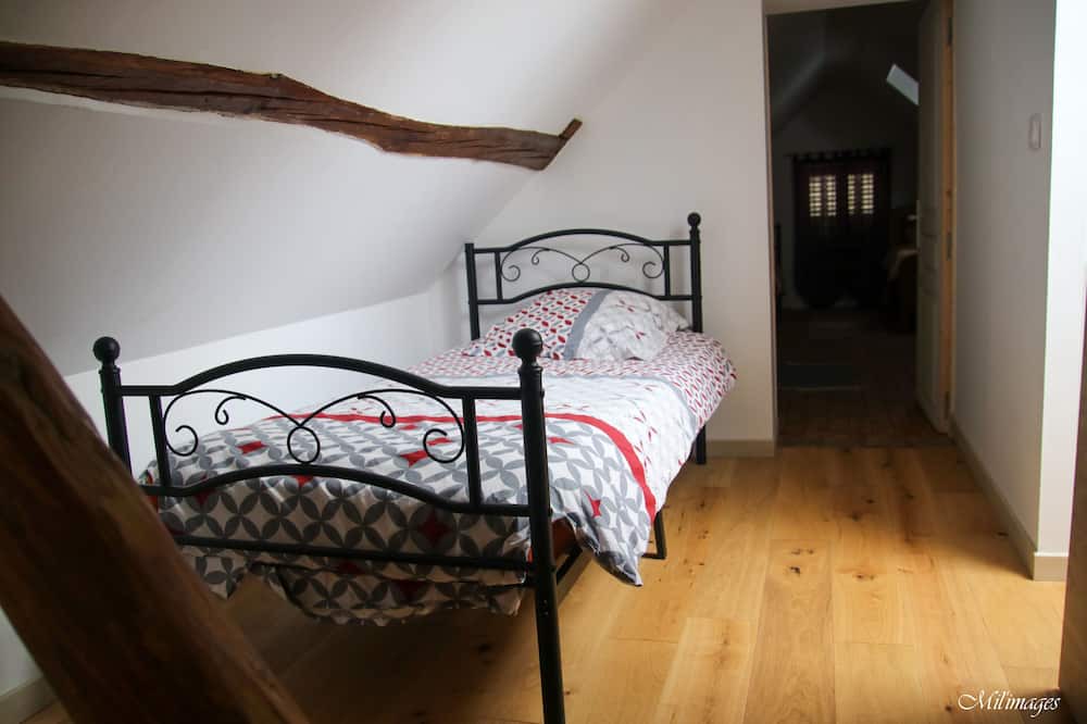 Photo of Bedroom in Rai