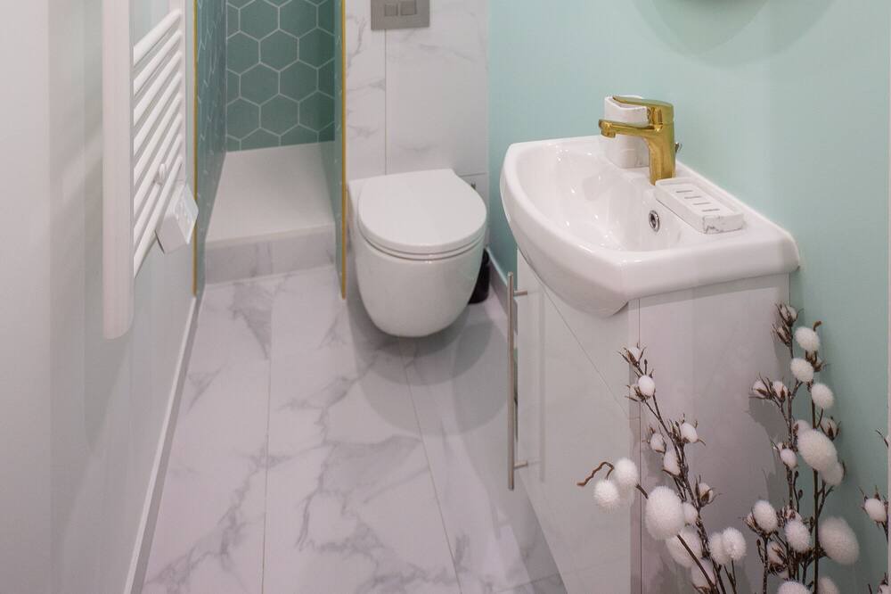 Photo of Bathroom in Morsang-sur-Seine