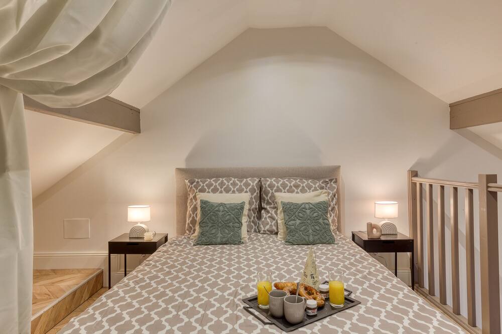 Photo of Bedroom in Morsang-sur-Seine