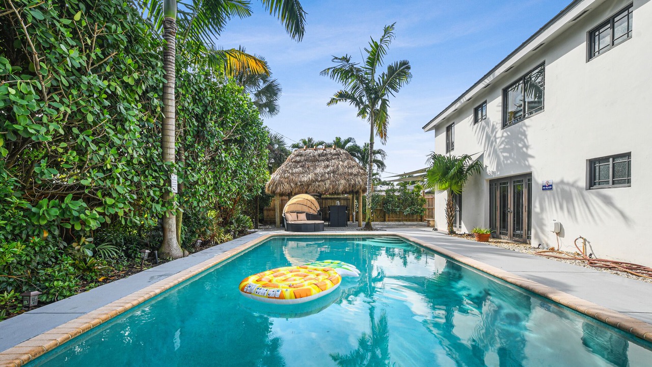 Photo of Outdoor in Lake Worth Corridor