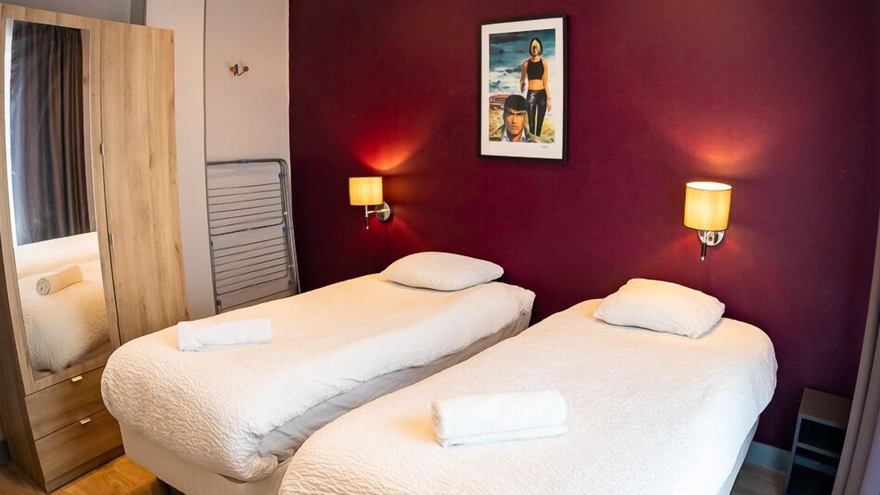 Photo of Bedroom in Villeneuve-le-Roi