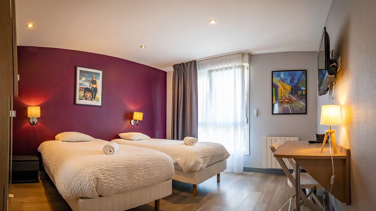 Photo of Bedroom in Villeneuve-le-Roi