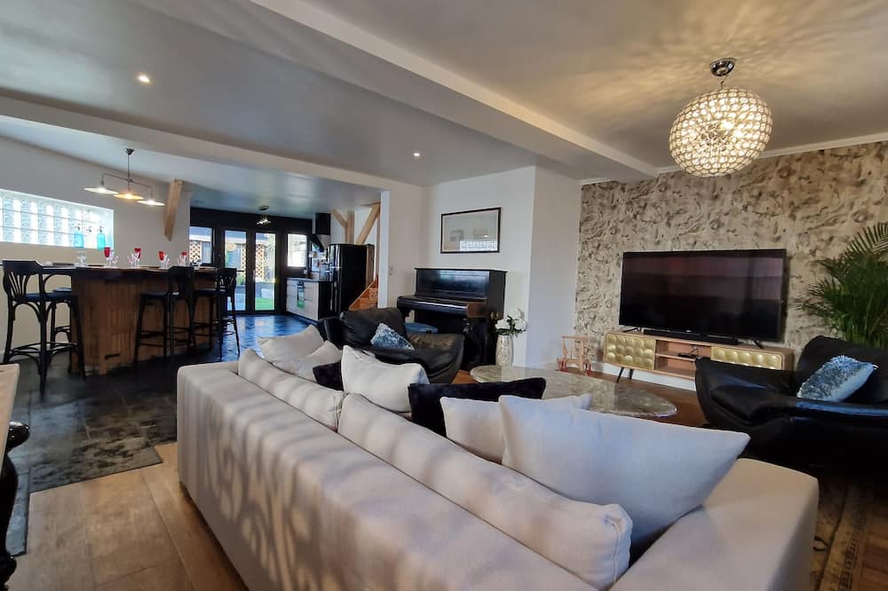 Photo of Livingroom in Saint-Philbert-sur-Risle